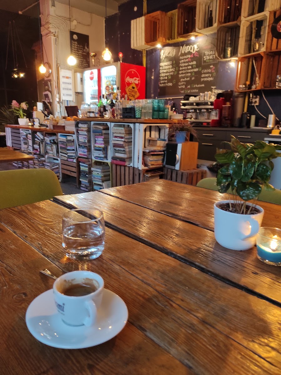 Klubokawiarnia Grochownia Photos 2